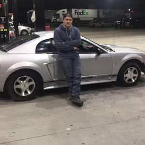 Meet your Posher, Alex